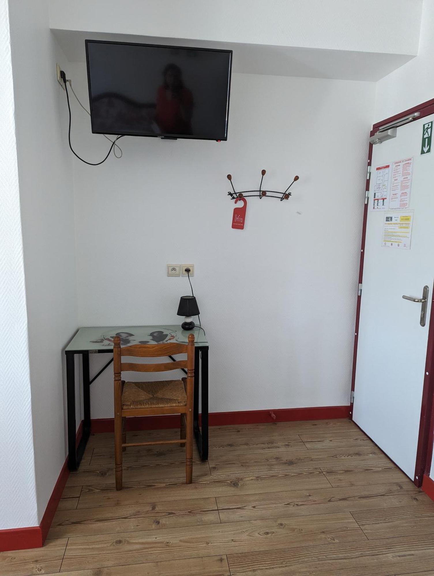 Auberge Des Pins 欧布纳 外观 照片