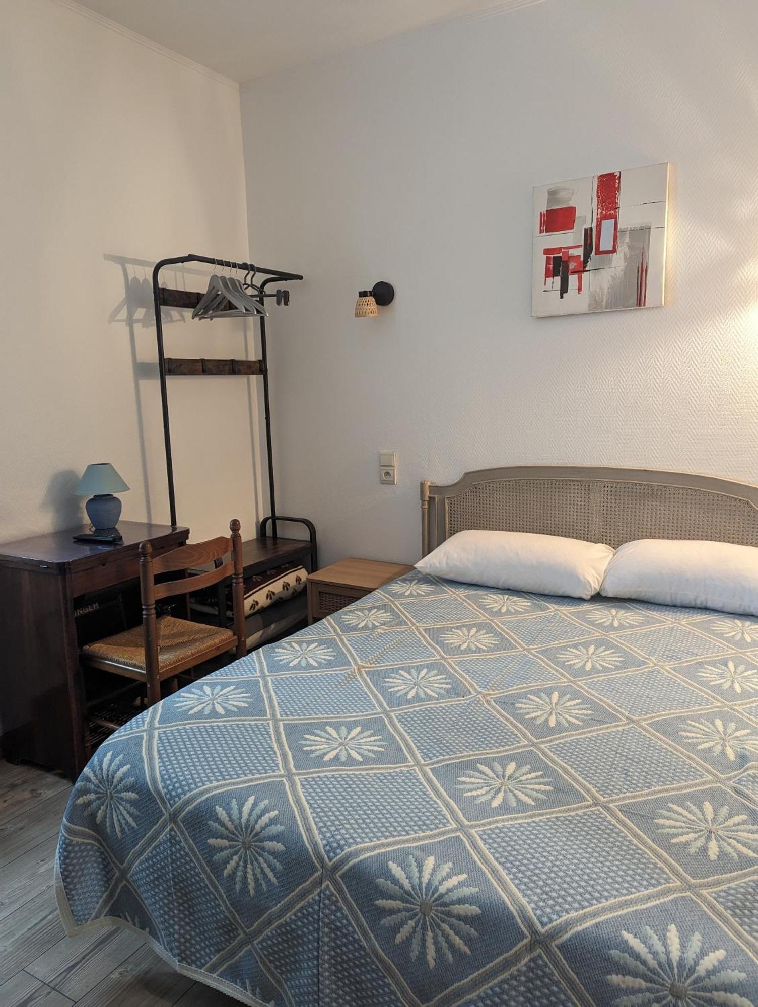Auberge Des Pins 欧布纳 外观 照片